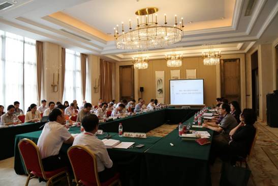 1505883360389566.jpg 经济法总论大会场