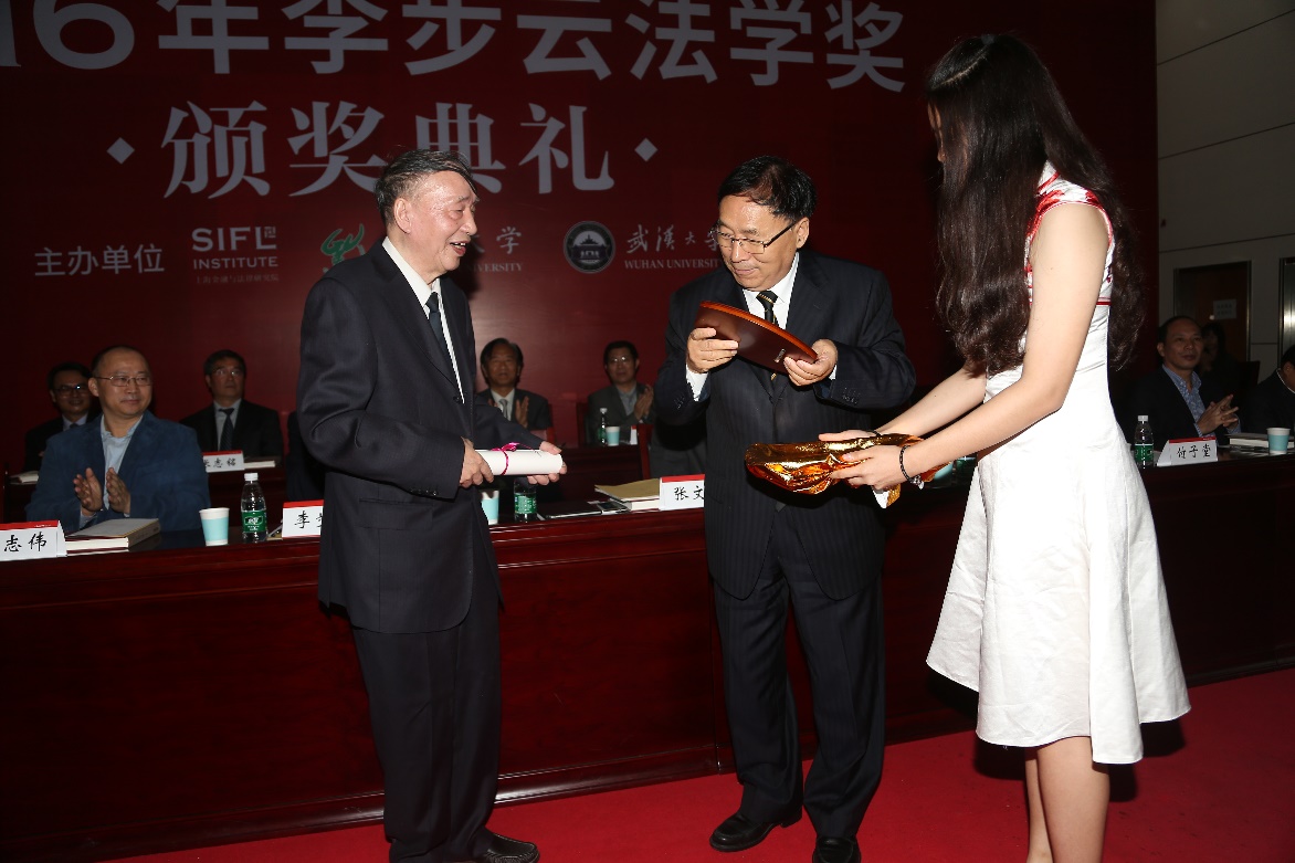 1476774888979618.jpg 1476774888979618.jpg